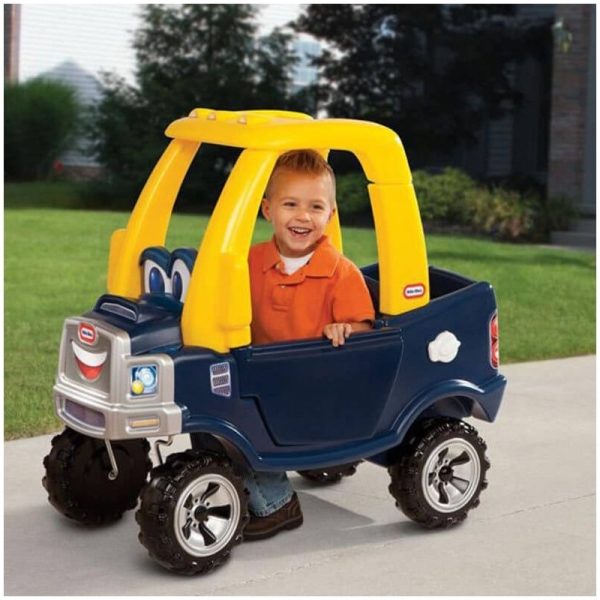 سيارة للأطفال على شكل تراك