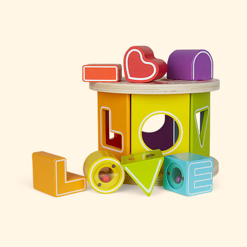مكعب تنسيق الأشكال: حروف كلمة Love